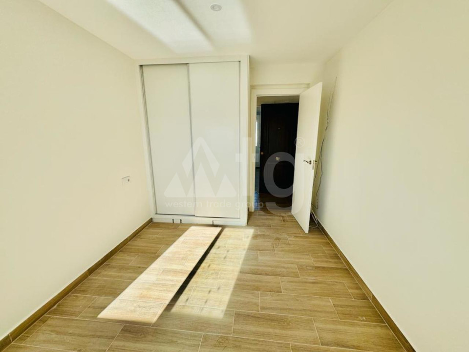 Apartament cu 3 dormitoare în Torrevieja - CAA48488 - 7