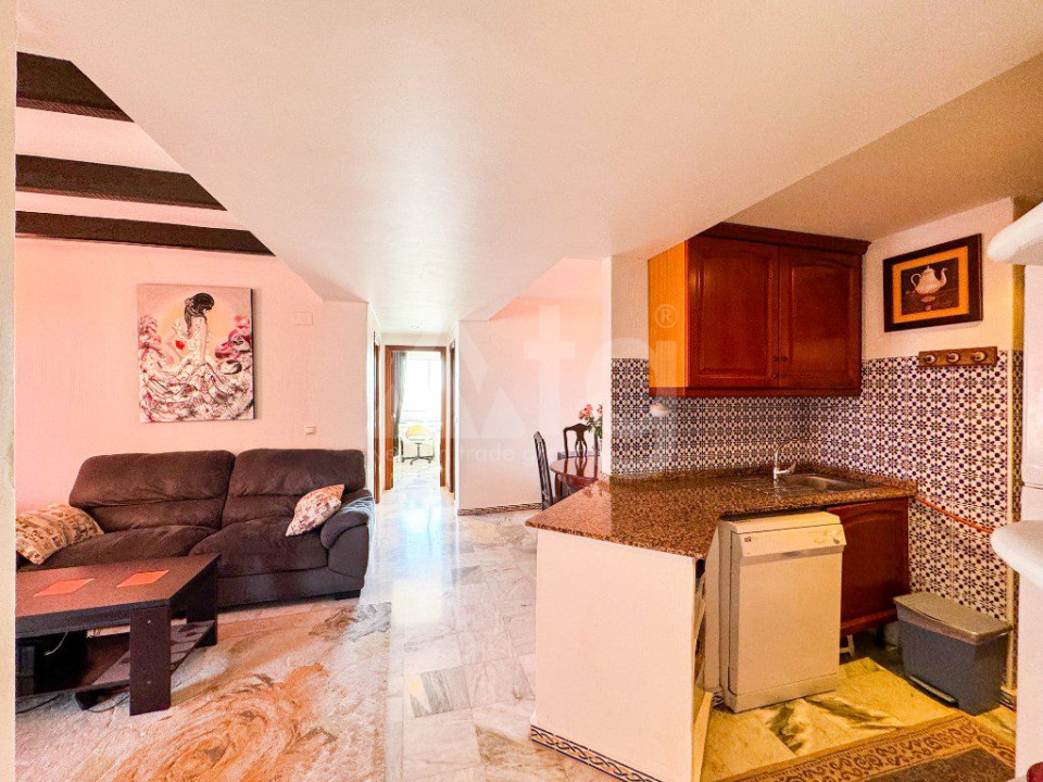 Apartament cu 3 dormitoare în Torrevieja - CBH55825 - 26