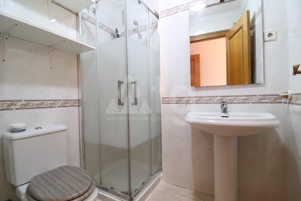 Apartament cu 3 dormitoare în Torrevieja - CRR54232 - 11