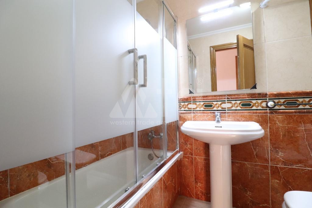 Apartament cu 3 dormitoare în Torrevieja - CRR54232 - 10