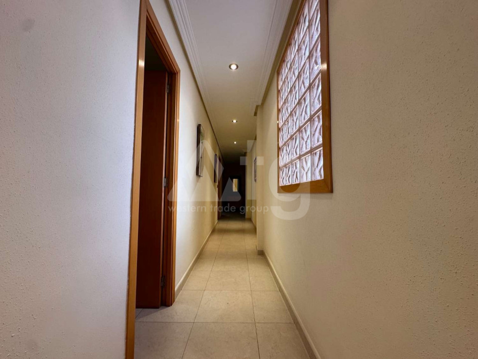 Apartament cu 3 dormitoare în Torrevieja - IHS47089 - 11