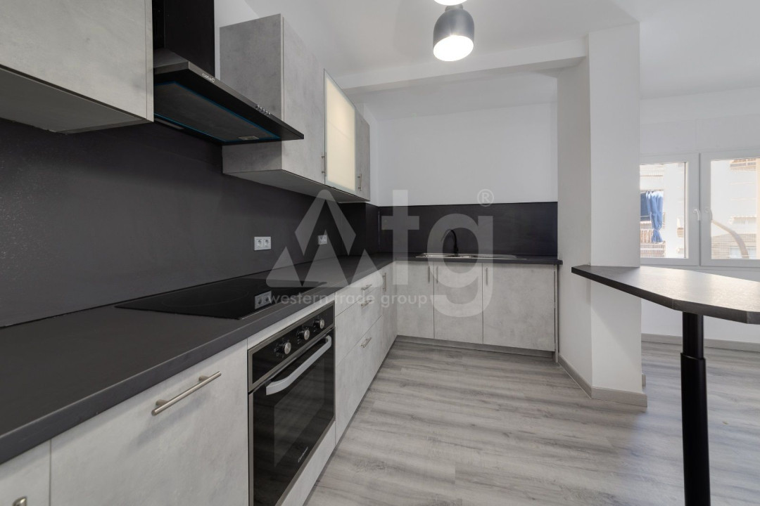 Apartament cu 3 dormitoare în Torrevieja - MRS50309 - 2