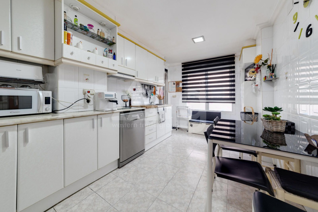 Apartament cu 3 dormitoare în Torrevieja - MRS56739 - 9