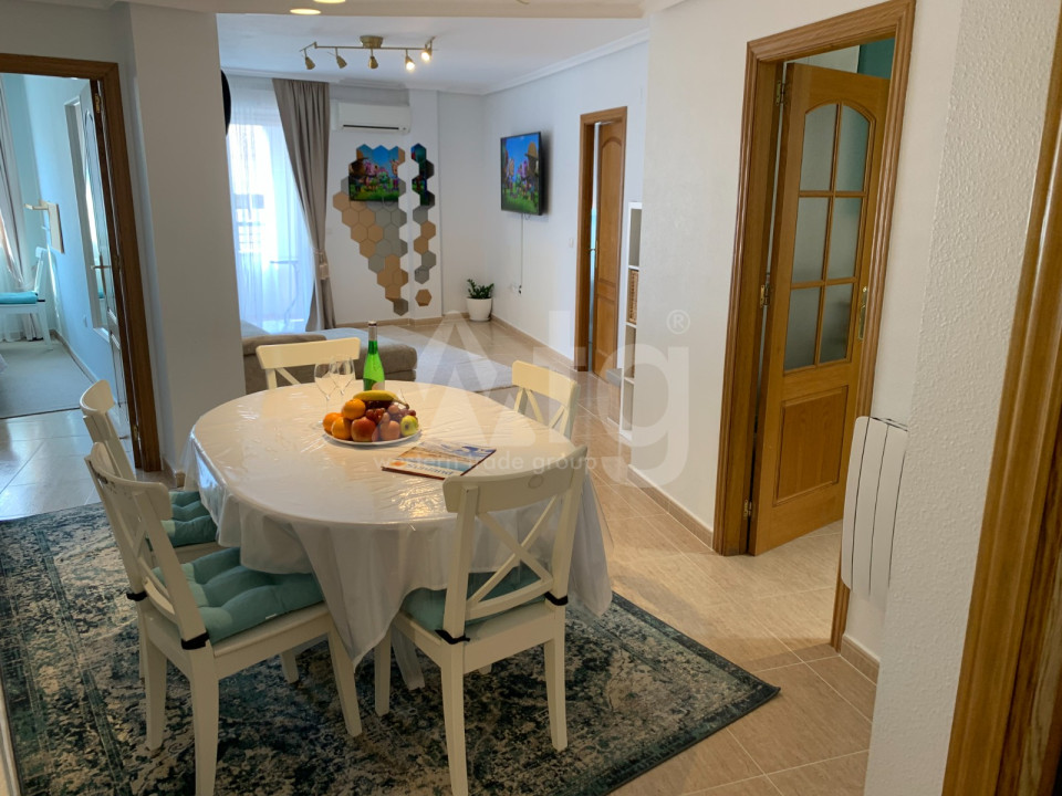 Apartament cu 3 dormitoare în Torrevieja - SLN50090 - 2