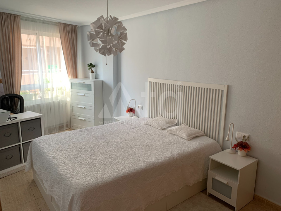 Apartament cu 3 dormitoare în Torrevieja - SLN50090 - 5
