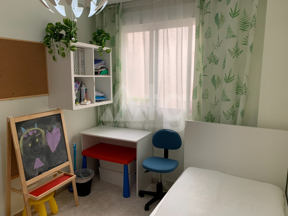 Apartament cu 3 dormitoare în Torrevieja - SLN50090 - 6