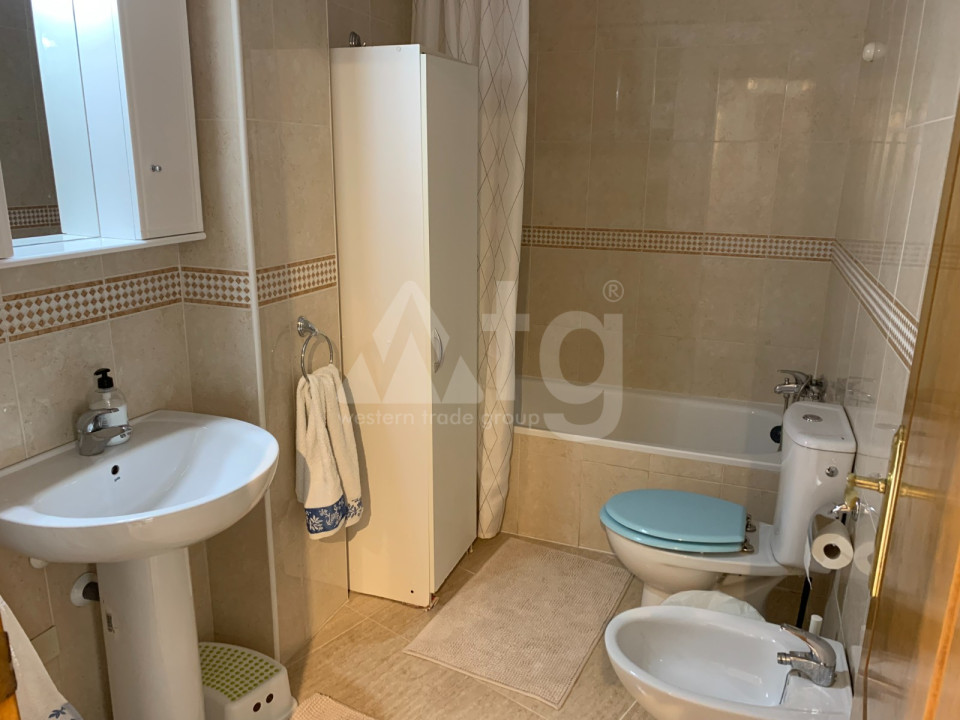Apartament cu 3 dormitoare în Torrevieja - SLN50090 - 8