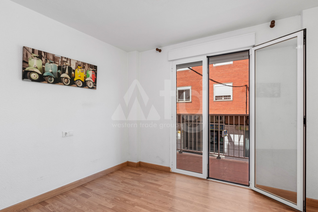 Apartament cu 4 dormitoare în Torrevieja - CBB49642 - 11