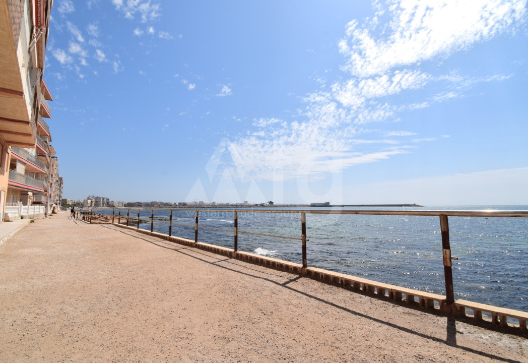 Apartament cu 6 dormitoare în Torrevieja - VRE56767 - 33