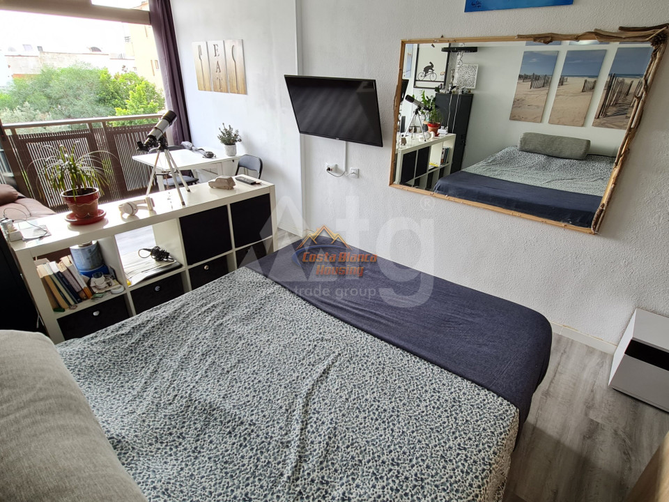 Apartamento de 1 habitación en Torrevieja - CBH50791 - 9