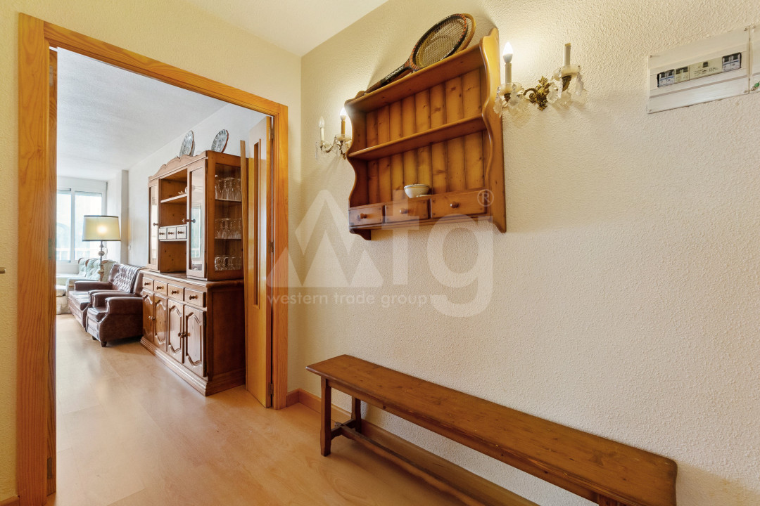 Apartamento de 2 habitaciones en Torrevieja - B39116 - 3