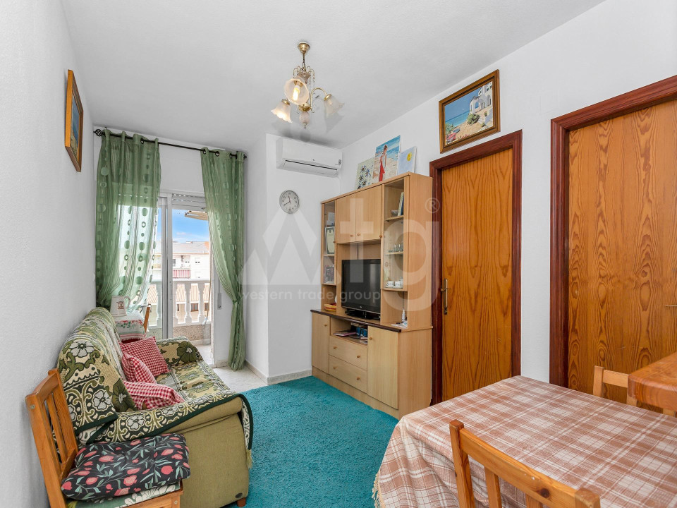 Apartamento de 2 habitaciones en Torrevieja - GVS49497 - 4