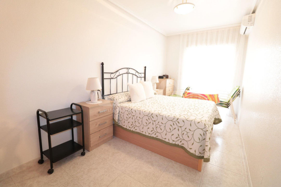 Apartamento de 2 habitaciones en Torrevieja - PSA56731 - 8
