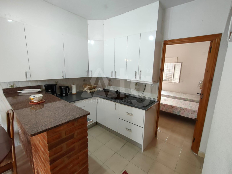 Apartamento de 2 habitaciones en Torrevieja - SHL44813 - 4