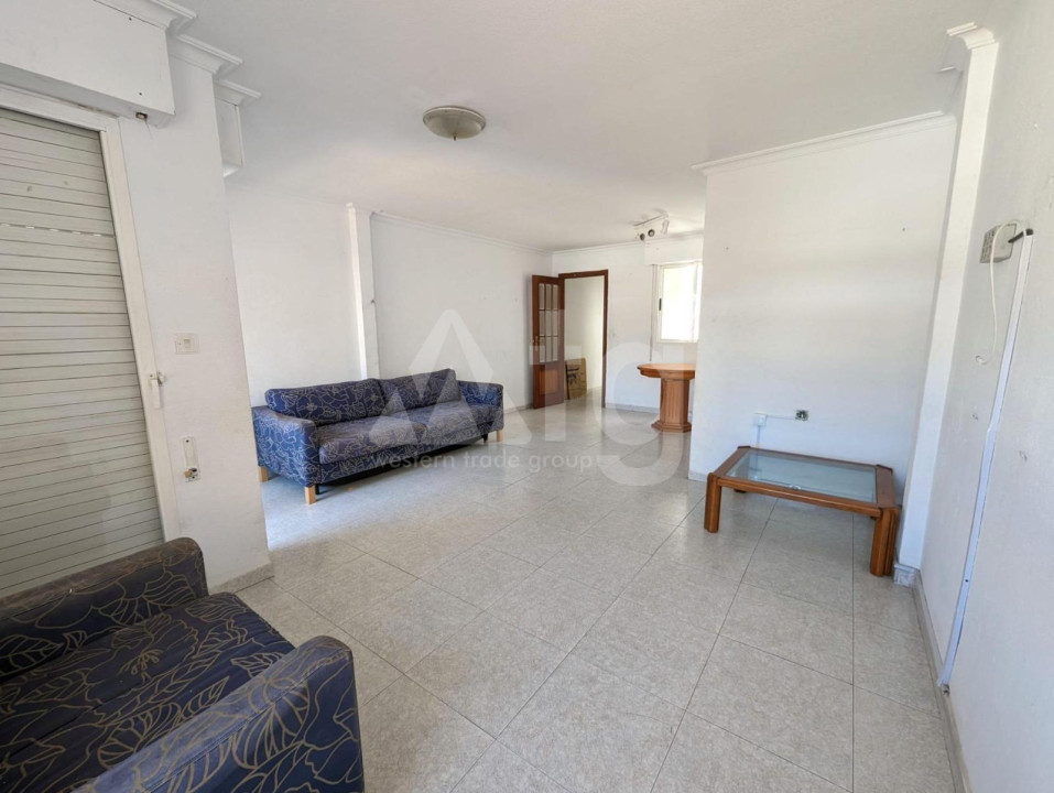 Apartamento de 2 habitaciones en Torrevieja - SHL57766 - 1
