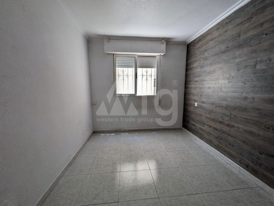Apartamento de 2 habitaciones en Torrevieja - SHL57766 - 8