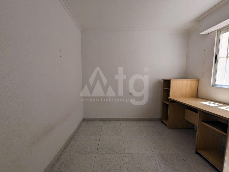 Apartamento de 2 habitaciones en Torrevieja - SHL57766 - 10