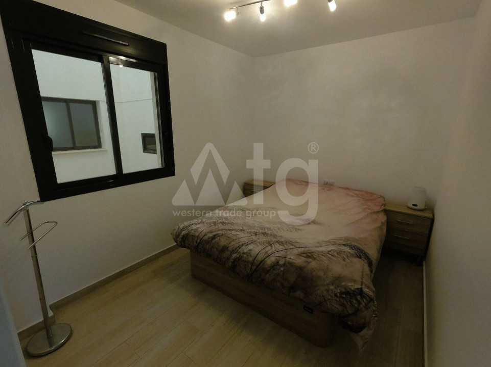 Apartamento de 2 habitaciones en Villamartin - SHL53434 - 11