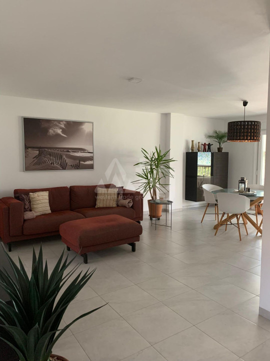 Apartamento de 3 habitaciones en Punta Prima - SHL49202 - 2