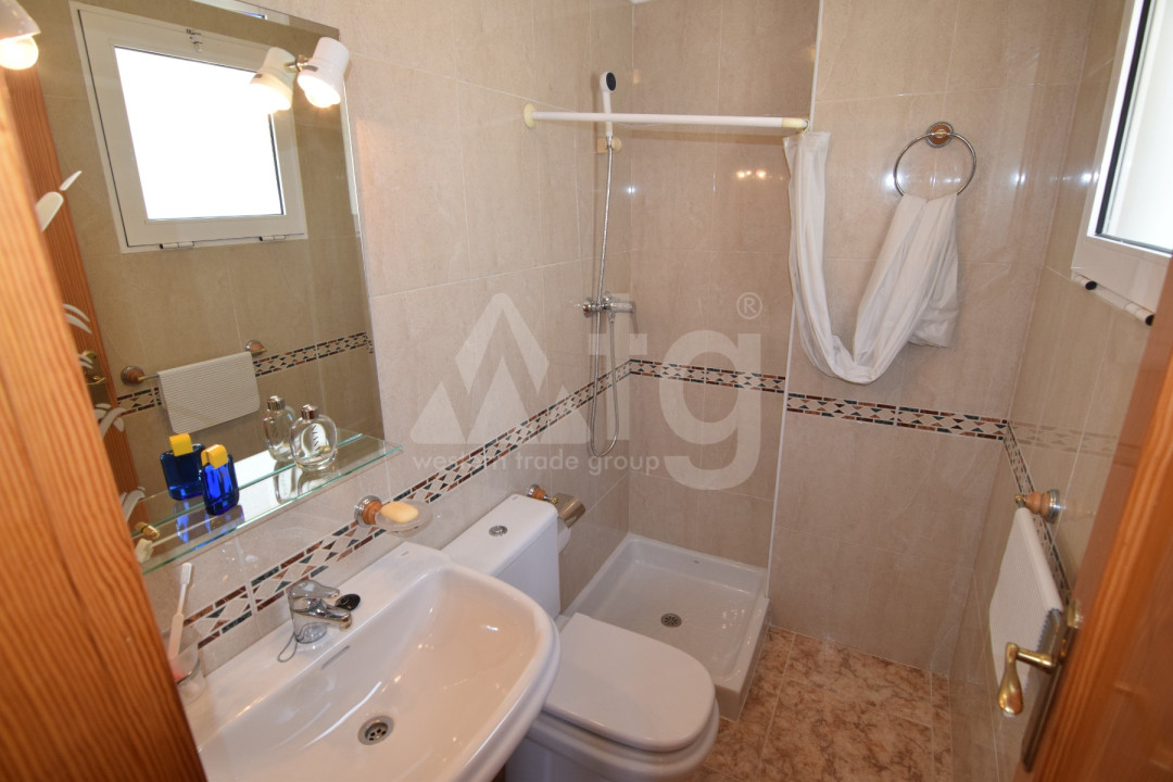 Apartamento de 3 habitaciones en Torrevieja - AI50170 - 12