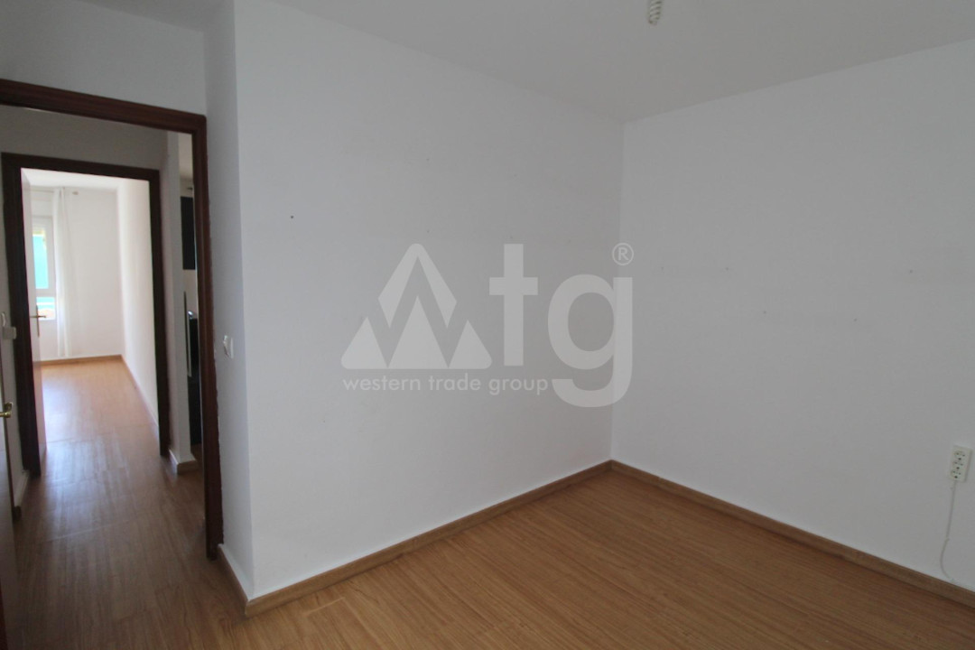 Apartamento de 3 habitaciones en Torrevieja - ALM56599 - 13