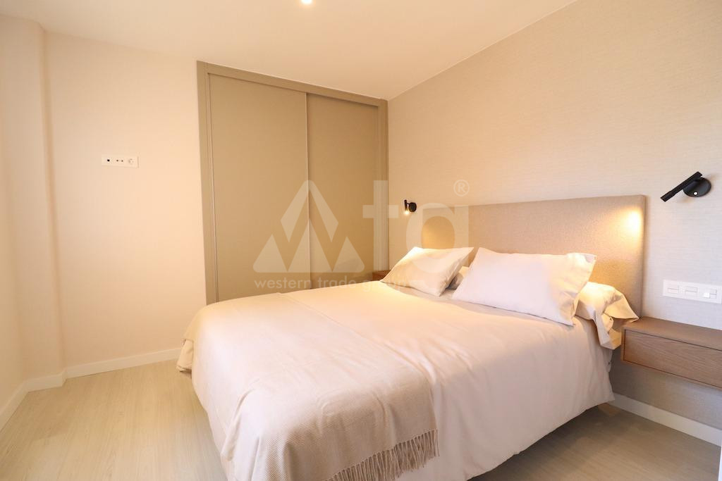 Apartamento de 3 habitaciones en Torrevieja - CRR49471 - 13