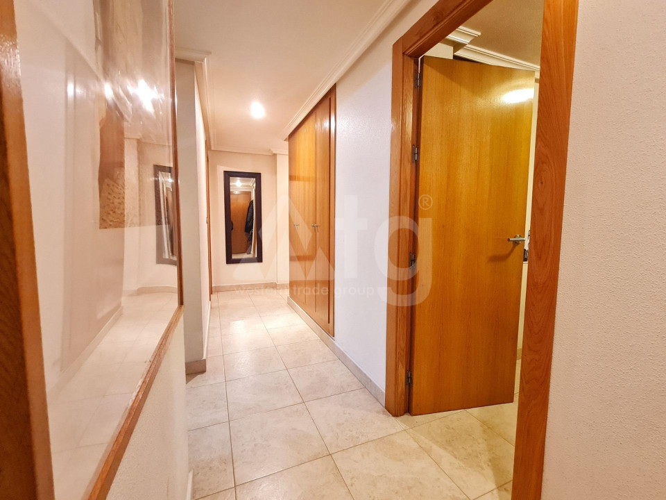 Apartamento de 3 habitaciones en Torrevieja - SHL46730 - 15