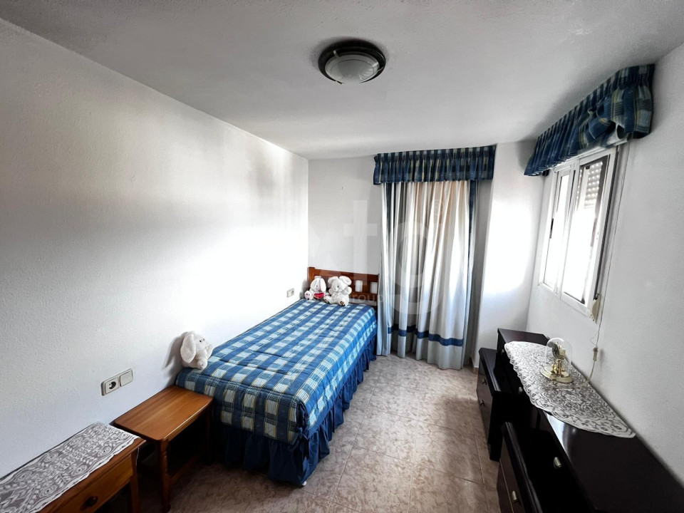 Apartamento de 3 habitaciones en Torrevieja - SHL53422 - 11