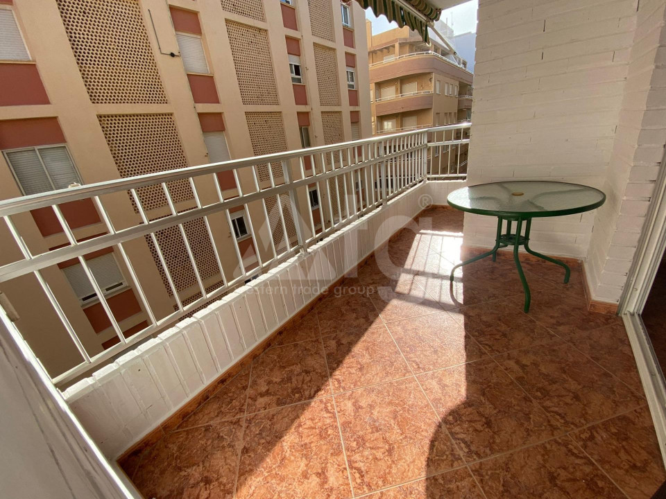Apartamento de 3 habitaciones en Torrevieja - SHL56667 - 11