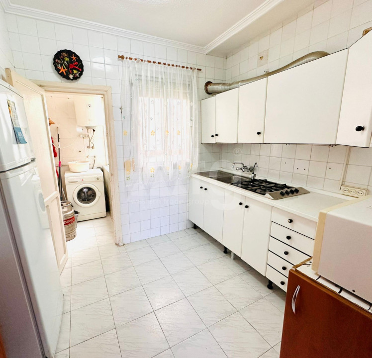 Apartamento de 3 habitaciones en Torrevieja - SHL56673 - 4