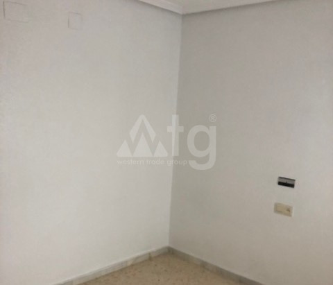 Apartamento de 4 habitaciones en Torrevieja - CUM37041 - 9