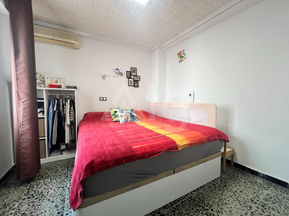 Apartamento de 4 habitaciones en Torrevieja - JJ56732 - 7