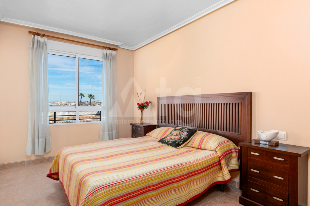 Apartamento de 5 habitaciones en Torrevieja - AGI55547 - 20
