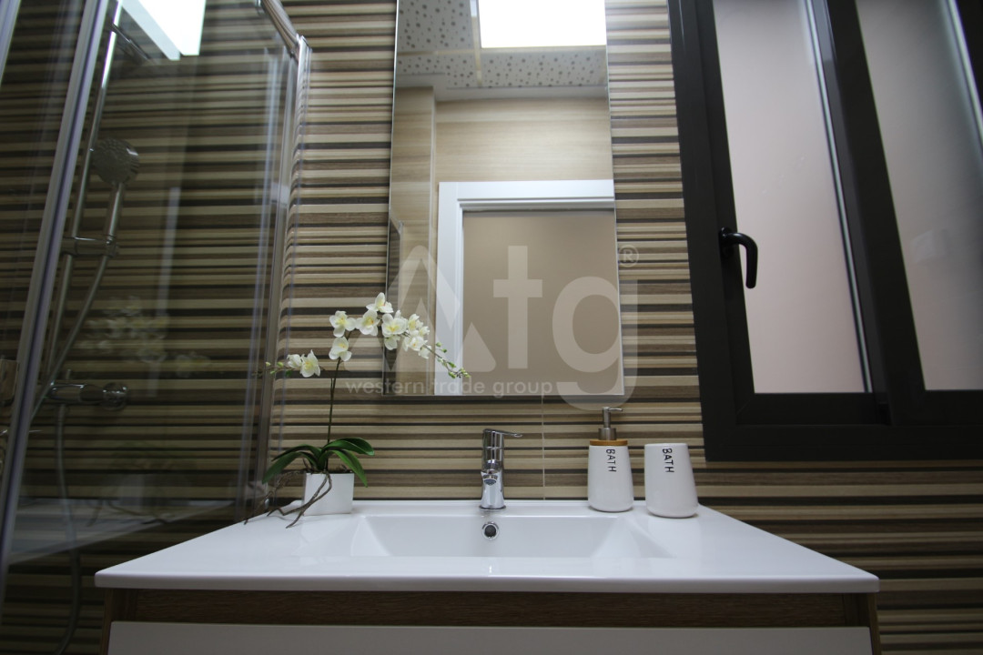 3 bedroom Apartment in Torrevieja - AGI6066 - 17