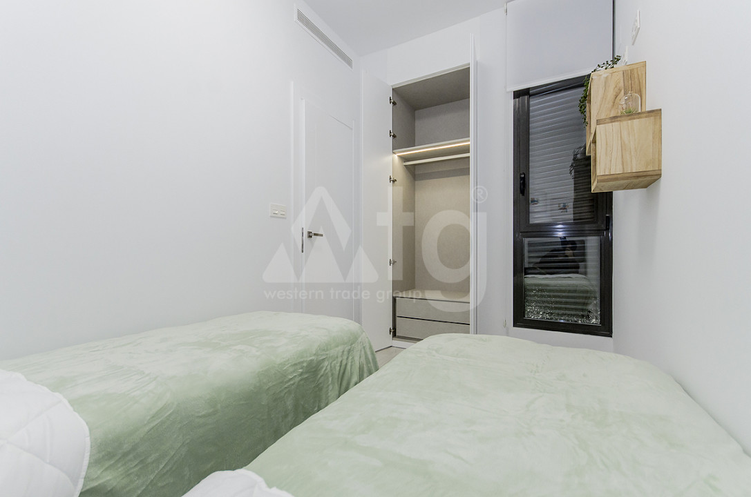 Appartement de 2 chambres à Torrevieja - AGI8539 - 13