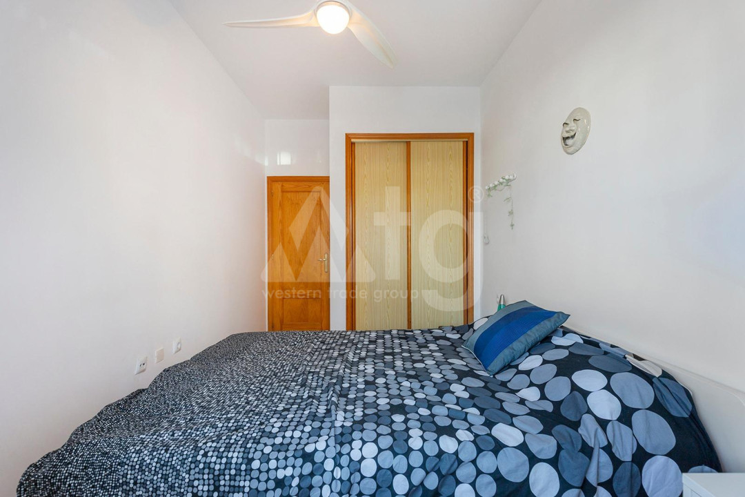 Appartement de 2 chambres à Torrevieja - CBH57070 - 11
