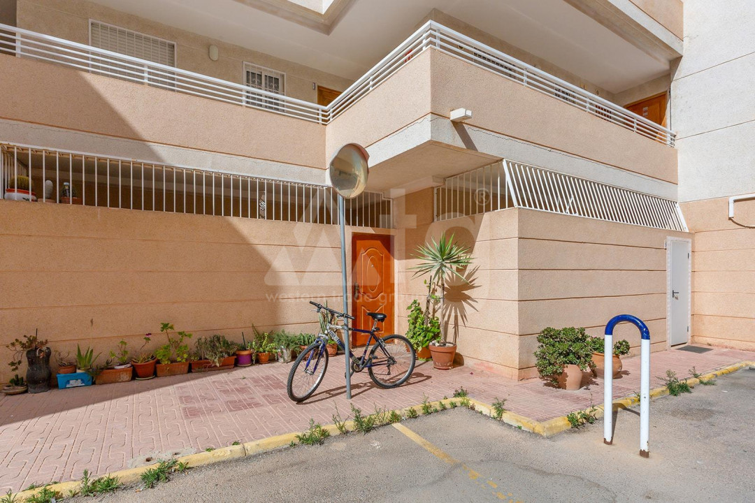 Appartement de 2 chambres à Torrevieja - CBH57070 - 19