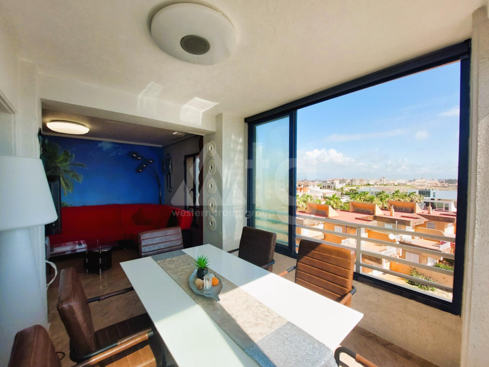 Appartement de 2 chambres à Torrevieja - CRR42456 - 22