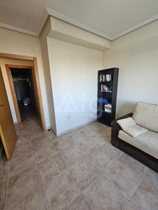 Appartement de 2 chambres à Torrevieja - SHL56671 - 14