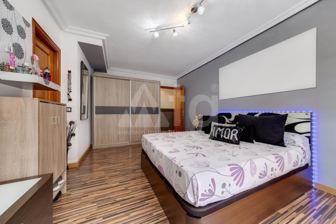 Appartement de 3 chambres à Torrevieja - MRS56739 - 15