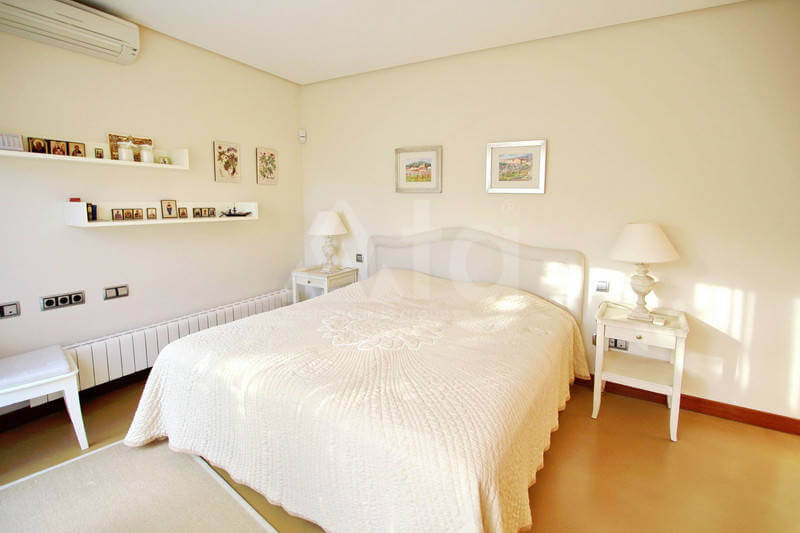 6 bedroom Villa in Altea - TE3907 - 16