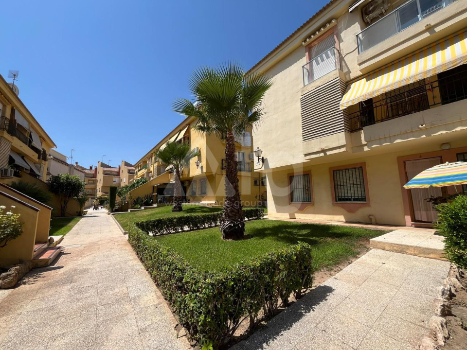 Bungalow cu 3 dormitoare în Torrevieja - HRE60828 - 1