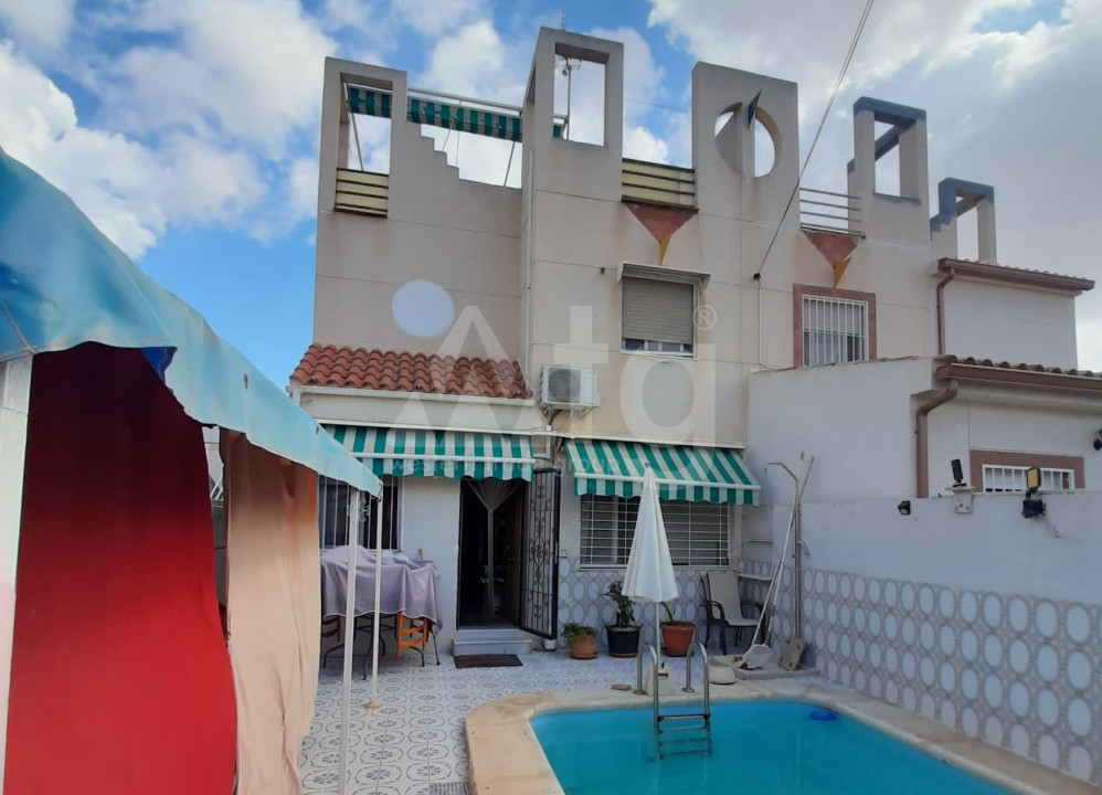 Casă Duplex cu 4 dormitoare în Torrevieja - TT62749 - 1