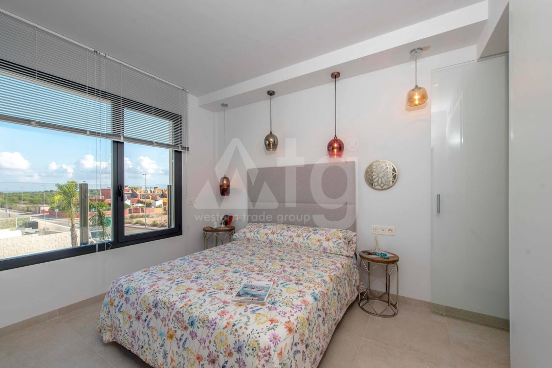 3 bedroom Villa in Villamartin - HH6406 - 13