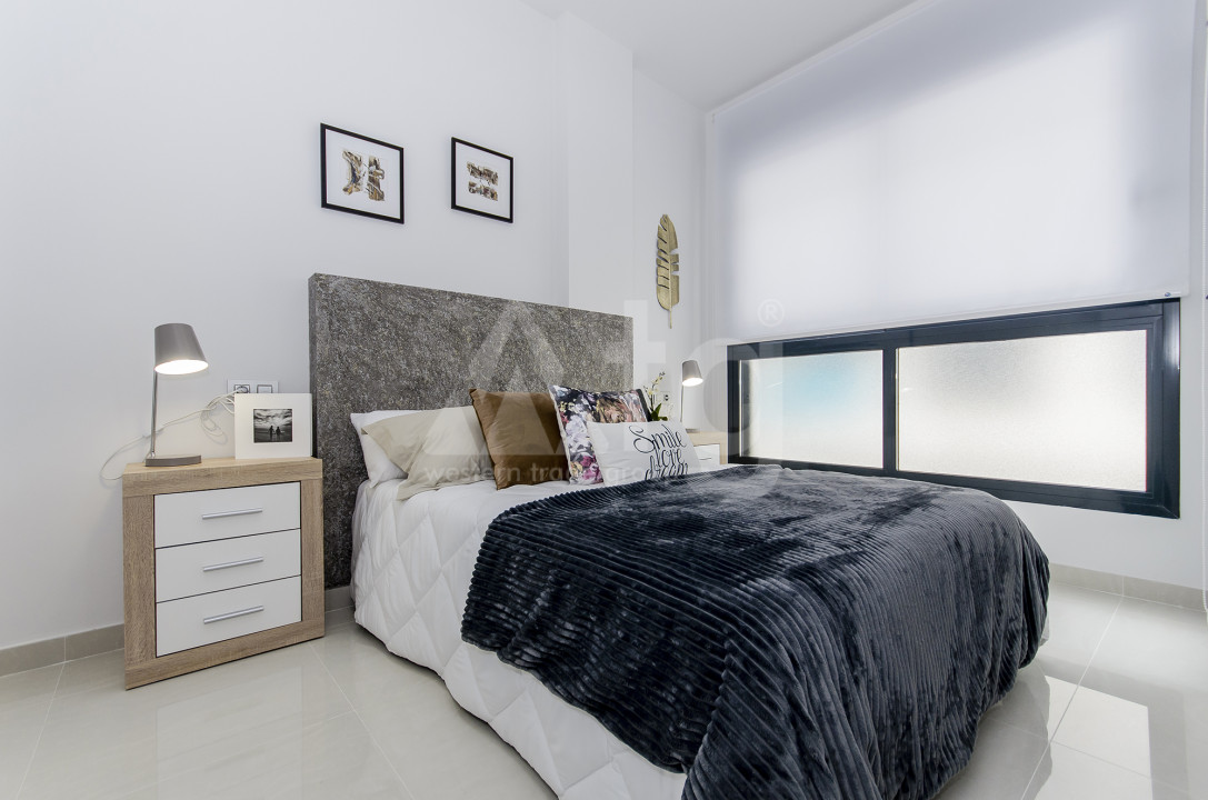 3 bedroom Penthouse in Torrevieja - AGI5938 - 11
