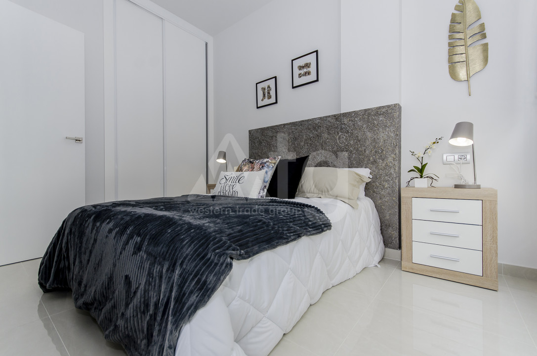 3 bedroom Penthouse in Torrevieja - AGI5938 - 12