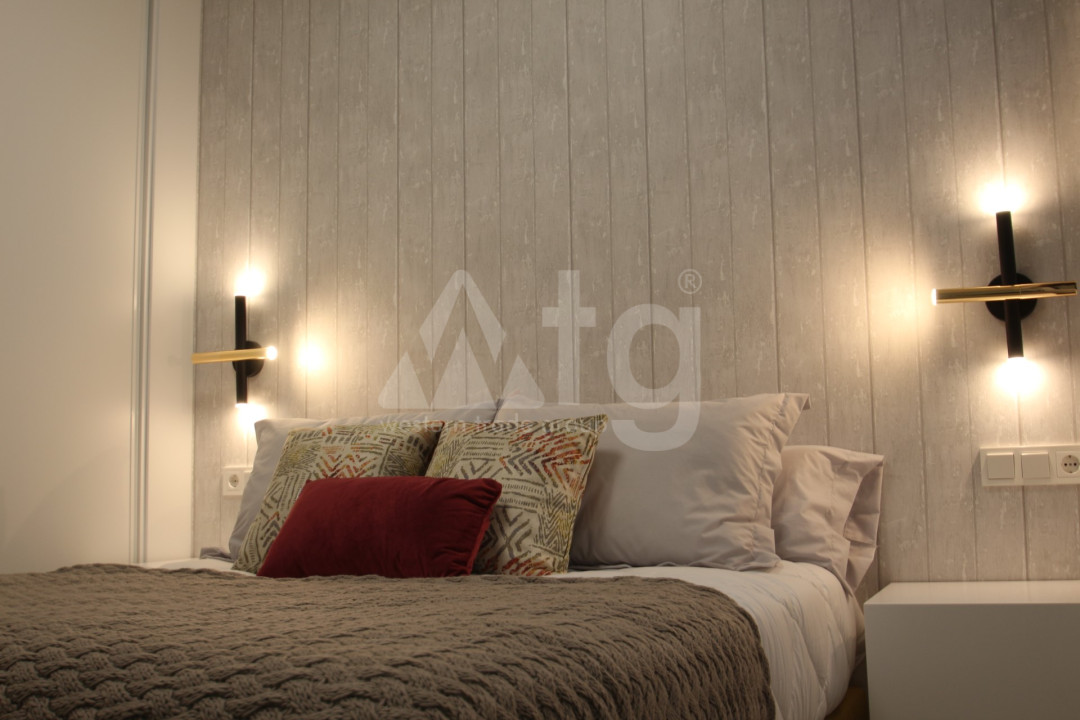 3 bedroom Penthouse in Torrevieja - AGI6065 - 11