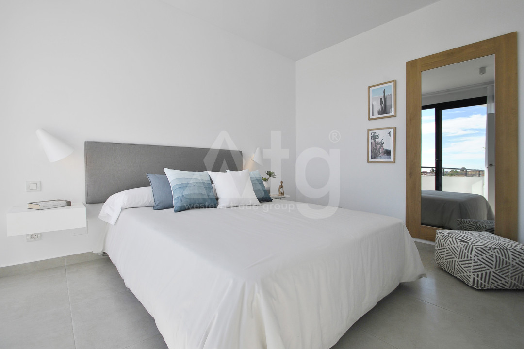 3 bedroom Villa in La Marina  - AT115103 - 10
