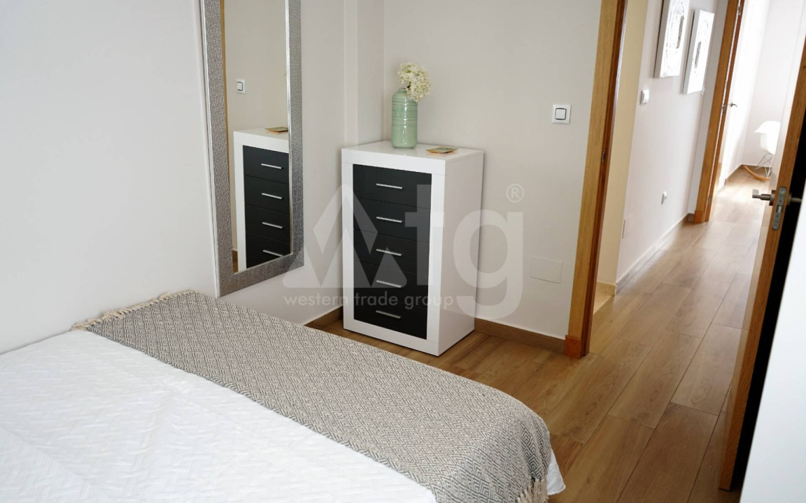 Appartement de 3 chambres à Torrevieja - ERF115826 - 27