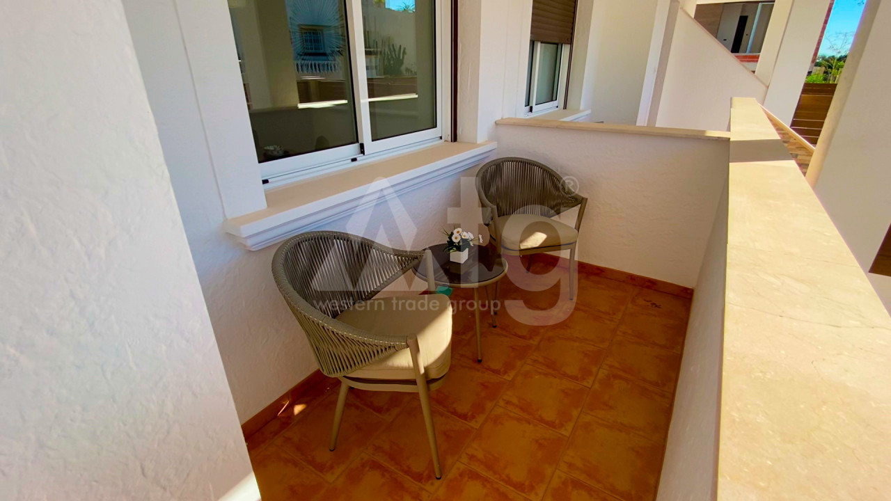 Appartement de 3 chambres à Torrevieja - ERF115826 - 46